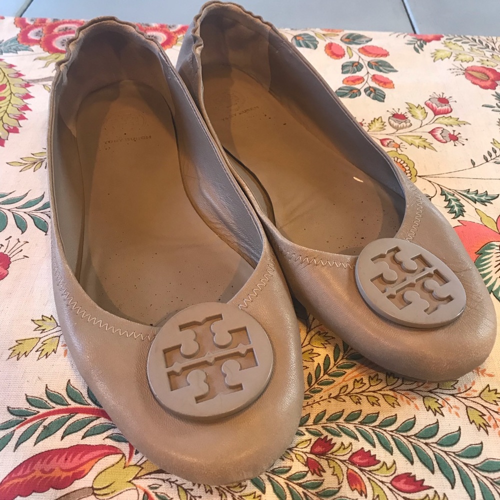 Gray Tory Burch Minnie flats size 10